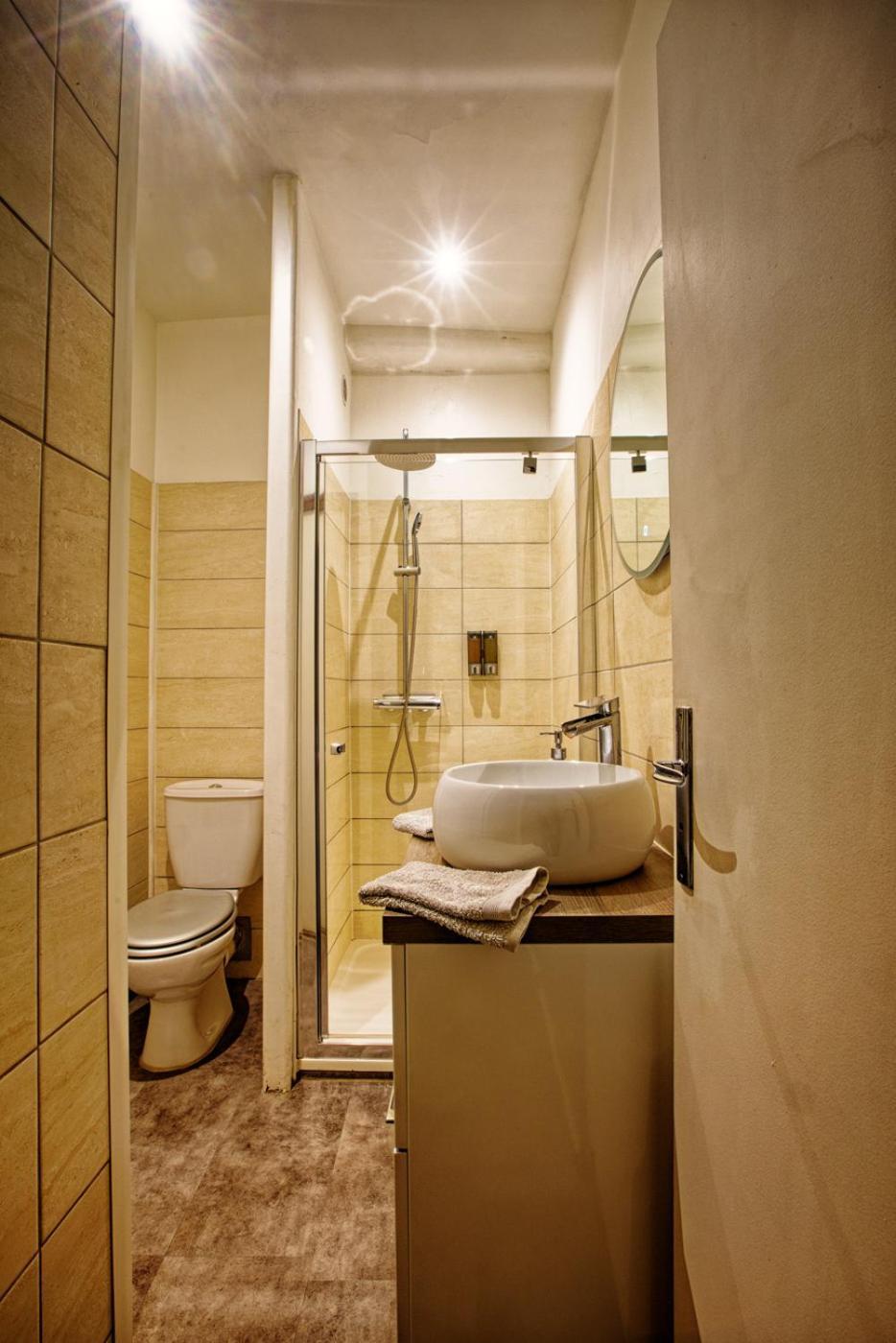 La Casita - Studio Confort Avec Parking Prive - Lit Douillet - Centre Uzes, Pont Du Gard 外观 照片