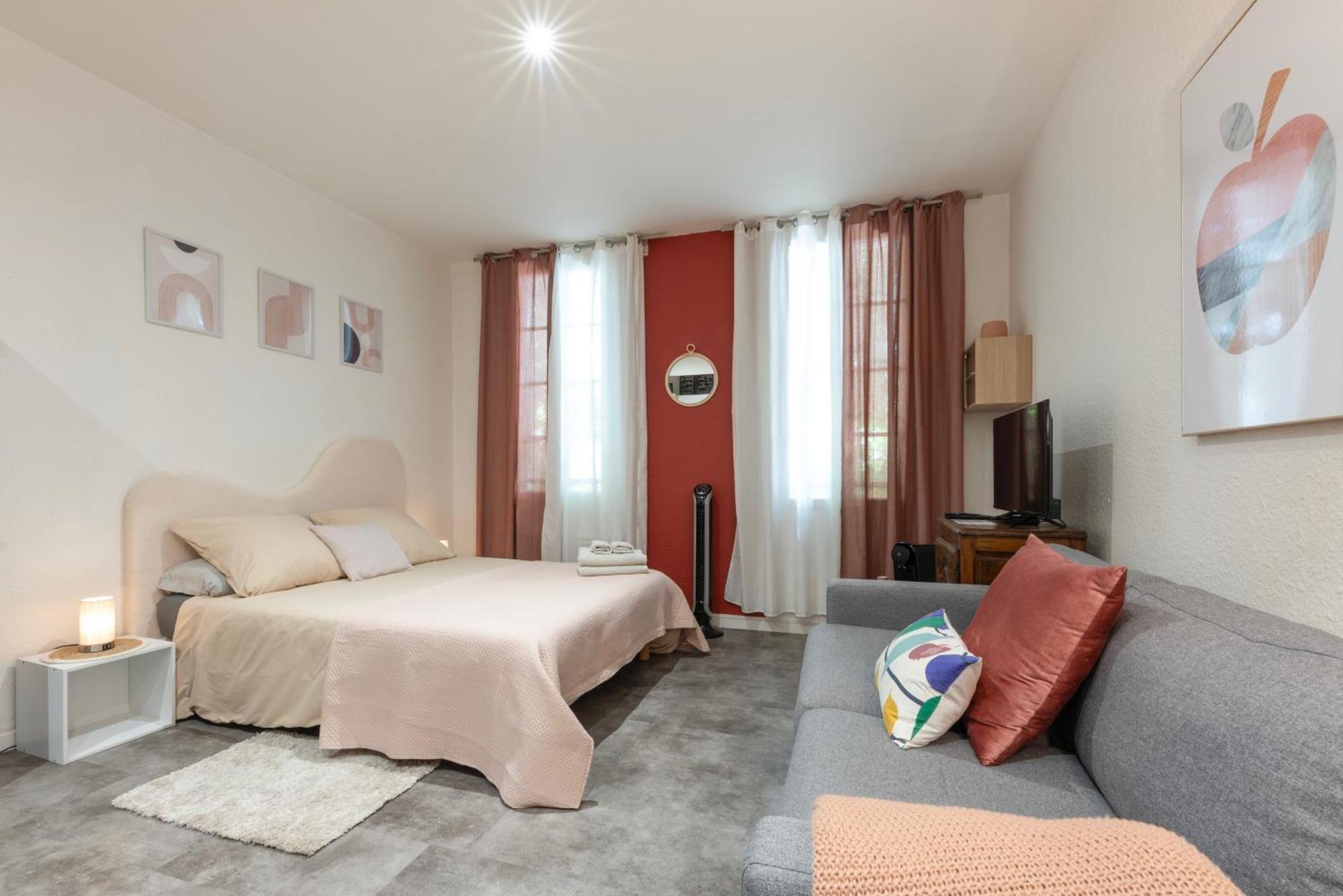 La Casita - Studio Confort Avec Parking Prive - Lit Douillet - Centre Uzes, Pont Du Gard 外观 照片
