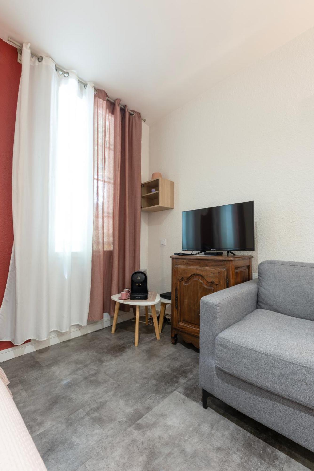 La Casita - Studio Confort Avec Parking Prive - Lit Douillet - Centre Uzes, Pont Du Gard 外观 照片